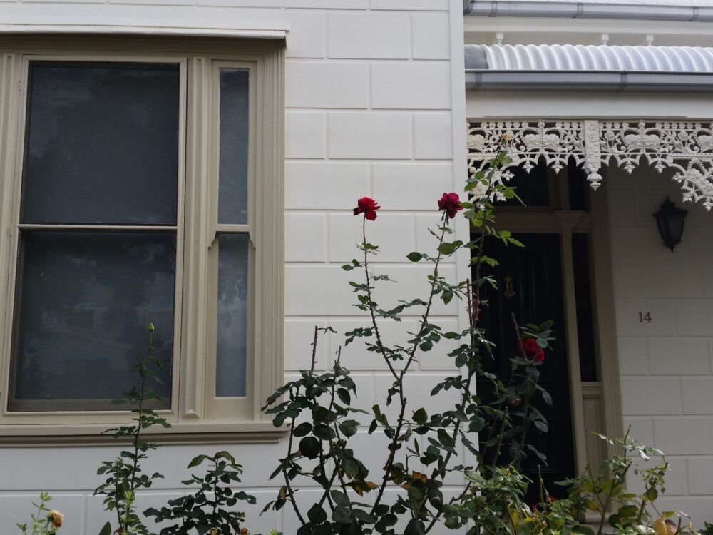 Heritage weatherboard colour scheme in Kensington